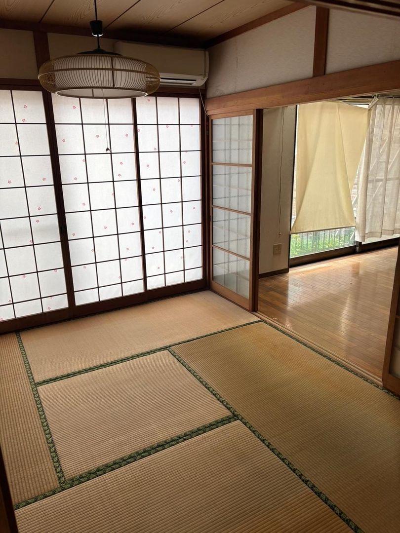 Used 4DK House Near Minami-Miyazaki Station - 112m2 - Thumbnail 2
