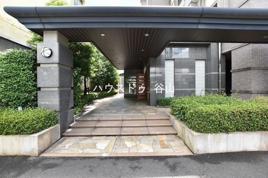 Top Floor 3LDK Apartment 66m2 in Kagoshima City - Thumbnail 3