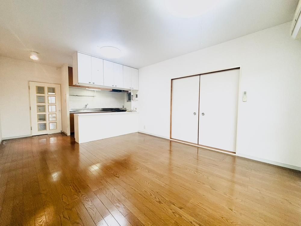 3LDK Apartment for Sale in Atsugi, Kanagawa - 76.14m2 - Thumbnail 3