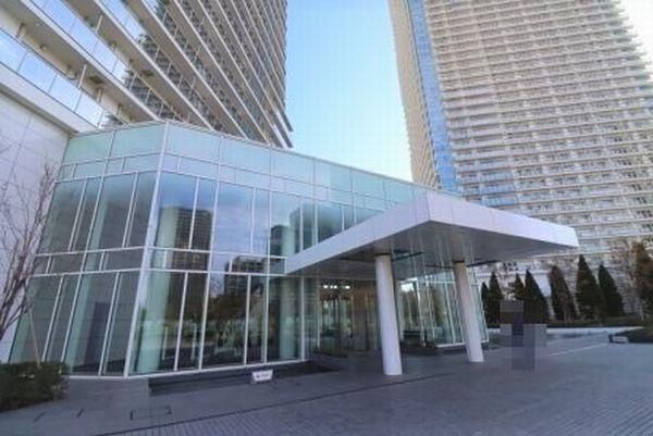 3LDK Apartment for Sale in Harumi, Chuo City, Tokyo - 101.8m2 - Thumbnail 3
