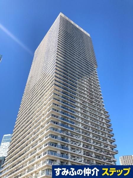 3LDK Apartment for Sale in Harumi, Chuo City, Tokyo - 101.8m2 - Thumbnail 2