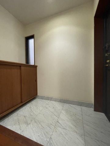 4LDK Apartment for Sale in Takamatsu, Kagawa - 105 sqm - Thumbnail 3
