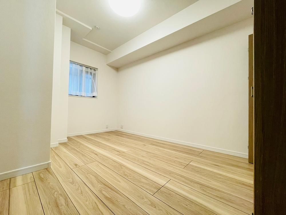 Renovated 70m² 3LDK Apartment Near Nishi-Omiya Station in Saitama - Thumbnail 4