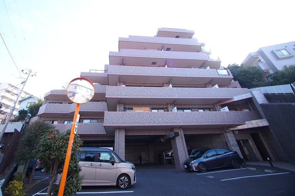 Spacious 4LDK Apartment in Funabashi, Chiba with Roof Balcony - Thumbnail 3