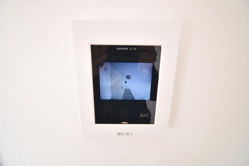 Renovated 2LDK Apartment in Yokohama Kanagawa Ward - Thumbnail 2