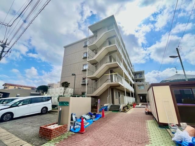 Renovated 3LDK Apartment for Sale in Toride, Ibaraki - Thumbnail 3