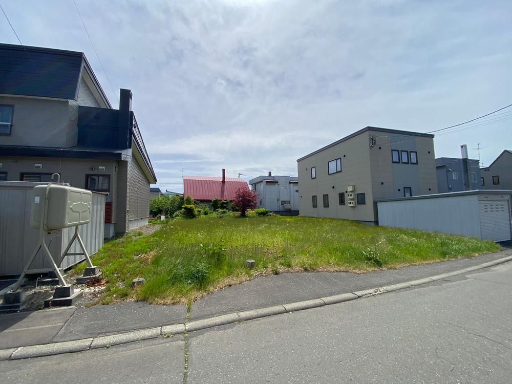326 sqm Building Lot in Higashinaebo, Sapporo, Hokkaido for Sale - Thumbnail 4