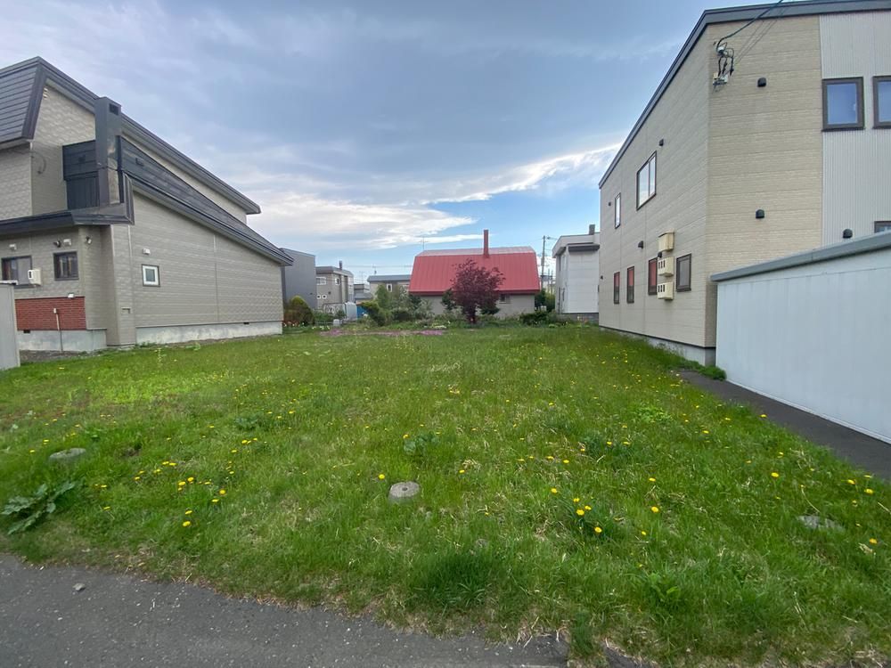326 sqm Building Lot in Higashinaebo, Sapporo, Hokkaido for Sale - Thumbnail 3