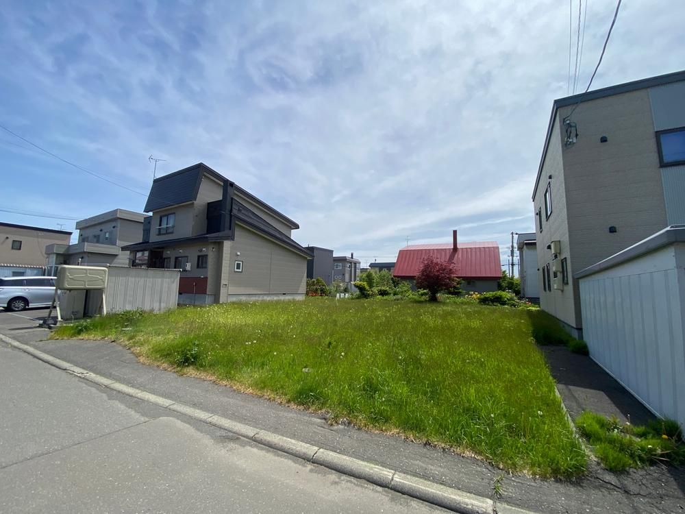 326 sqm Building Lot in Higashinaebo, Sapporo, Hokkaido for Sale - Thumbnail 2