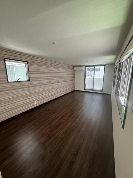 2LDK+S Detached House for Sale in Shinagawa-ku, Tokyo - Thumbnail 2