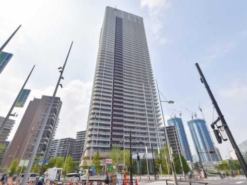 New 3LDK Apartment for Sale in Harumi, Chuo Ward, Tokyo - Thumbnail 2