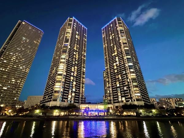 Luxury 3LDK Apartment for Sale in Chuo-ku, Tokyo with Canal Views - Thumbnail 2
