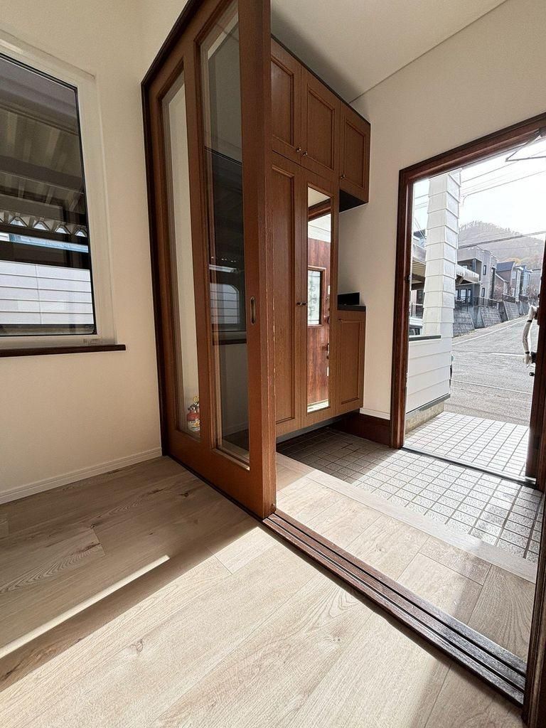 Renovated 4LDK House in Heiwa, Sapporo - 107.5 sqm - Thumbnail 2