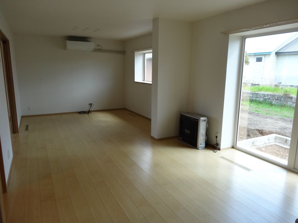Settlement Promotion 1LDK Rental House in Sarabetsu Village, Hokkaido - Thumbnail 3
