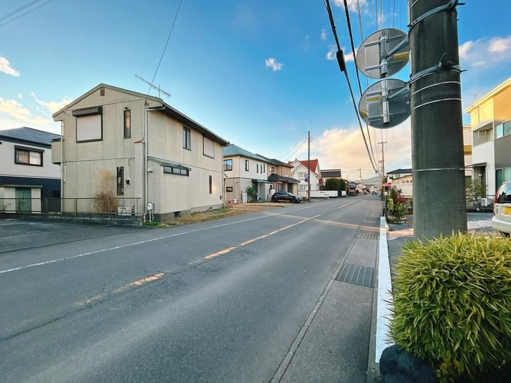 4LDK Renovated House for Sale in Fujinomiya, Shizuoka - Thumbnail 2