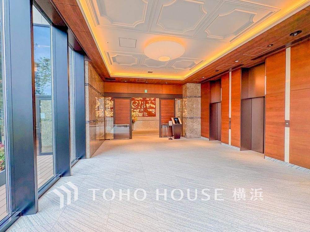 1LDK Apartment for Sale in THE YOKOHAMA FRONT TOWER, Kanagawa - Thumbnail 3
