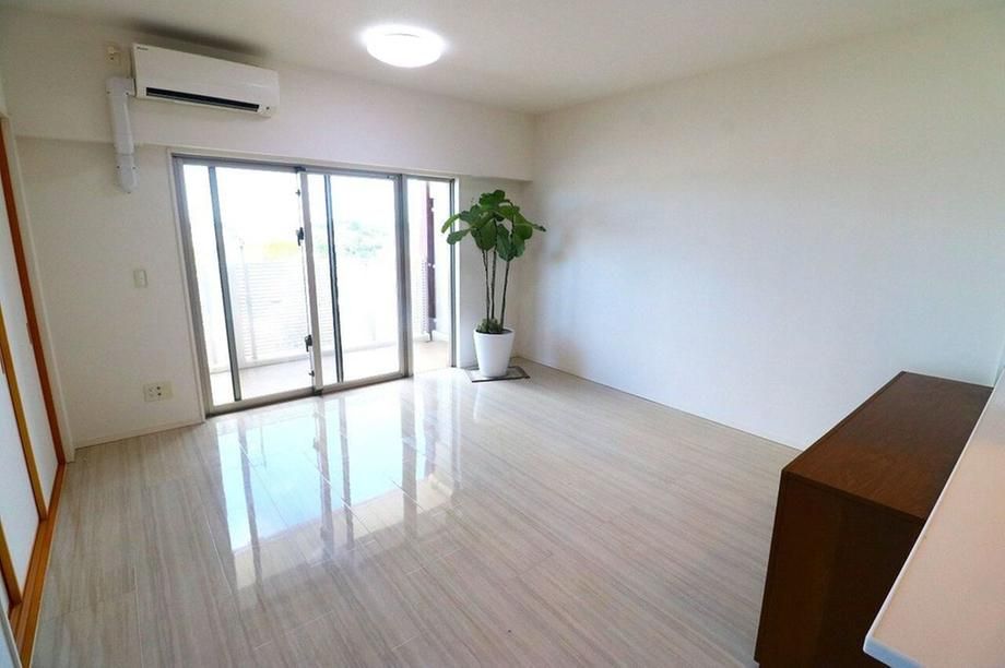 3LDK Apartment for Sale in Naha, Okinawa – 73.12m2 - Thumbnail 3