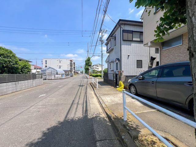 3LDK Custom-Built Home in Hamura, Tokyo with Rooftop Balcony - Thumbnail 4