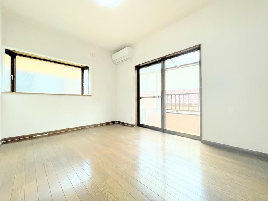 4DK Detached House for Sale in Ome City, Tokyo - Thumbnail 3
