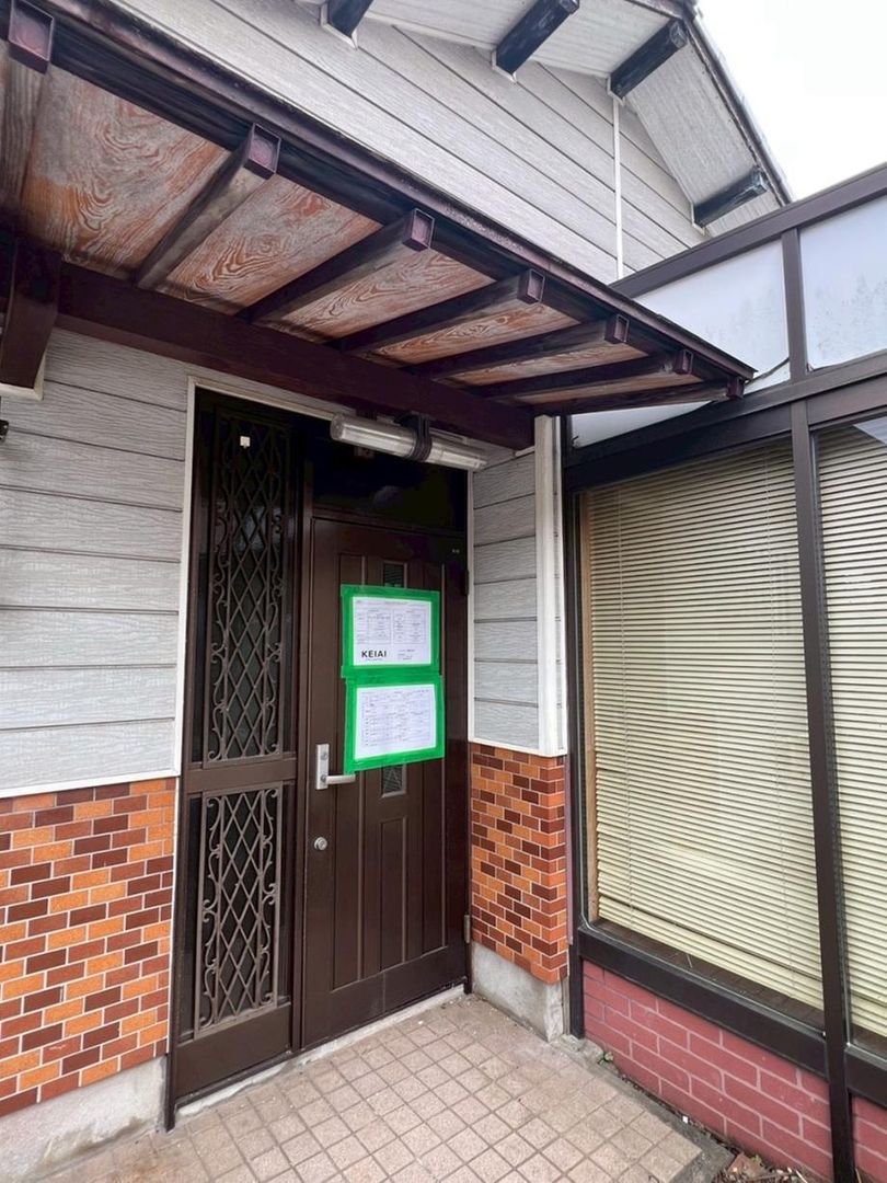 Renovated 3LDK Single-Story House in Moji, Kitakyushu - Thumbnail 4