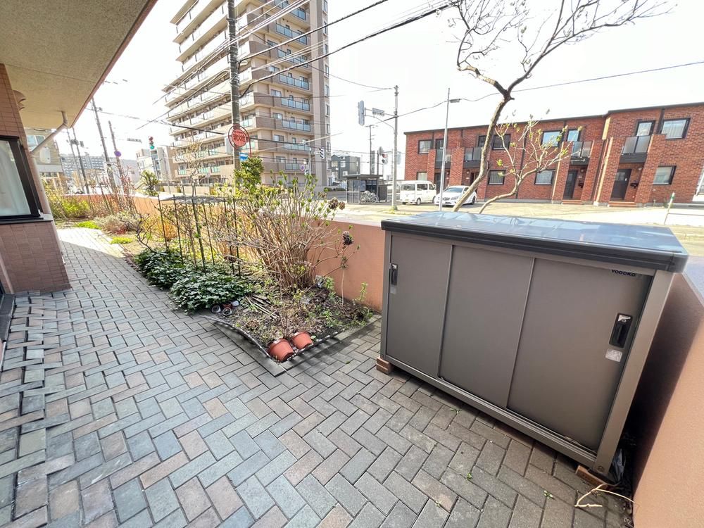 Renovated 3LDK Apartment in Higashi-ku, Sapporo - 75.6m2 - Thumbnail 4
