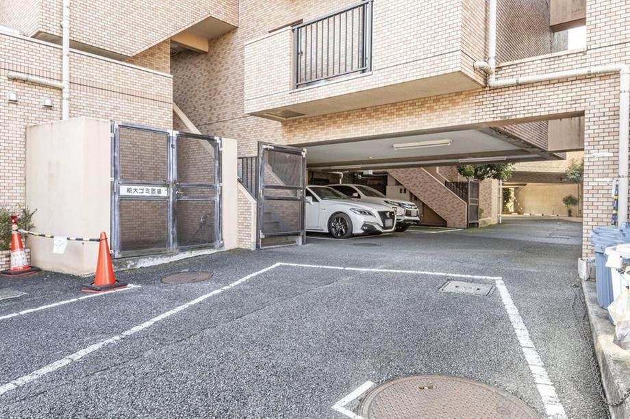 2LDK Apartment for Sale in Takatsu Ward, Kawasaki - Thumbnail 3