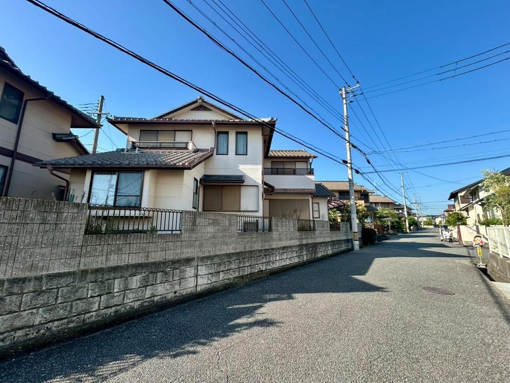 4LDK+S House in Takenodai, Kobe - 197.53 m2 Land - Thumbnail 2