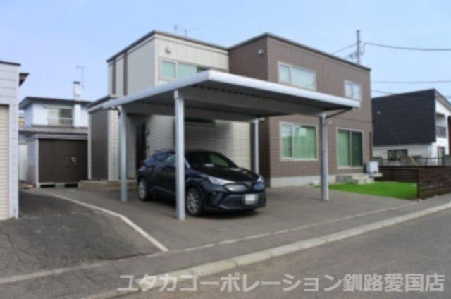 5LDK+S House in Kushiro, Hokkaido with Solar Panels - Thumbnail 2
