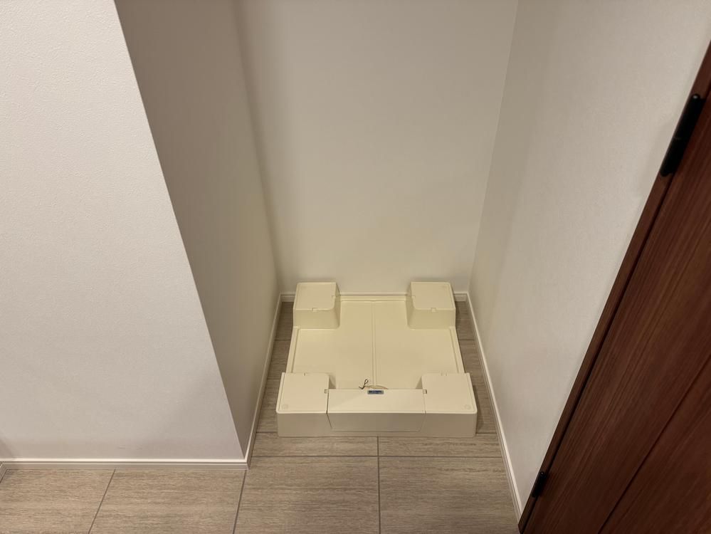 New 2LDK Apartment for Sale in Minato, Tokyo - Livo Tower Shinagawa - Thumbnail 4