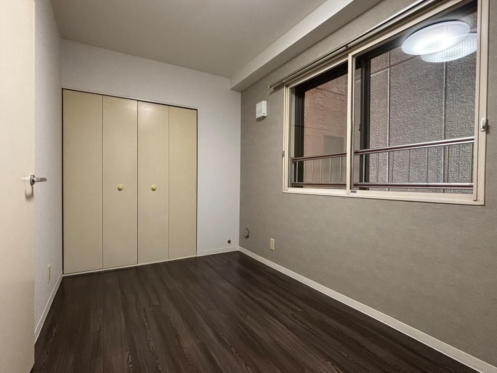 1SLDK Renovated Apartment Near Sōen Station in Sapporo - Thumbnail 4