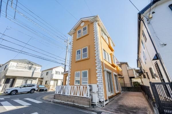 Spacious 6SLDK Corner Lot Home in Fuchu Near Tama-Reien Station - Thumbnail 3