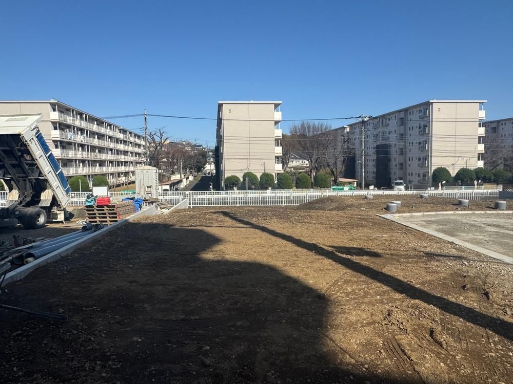 Land for Sale in Ayase City, Kanagawa - 100 sqm Corner Lot - Thumbnail 2