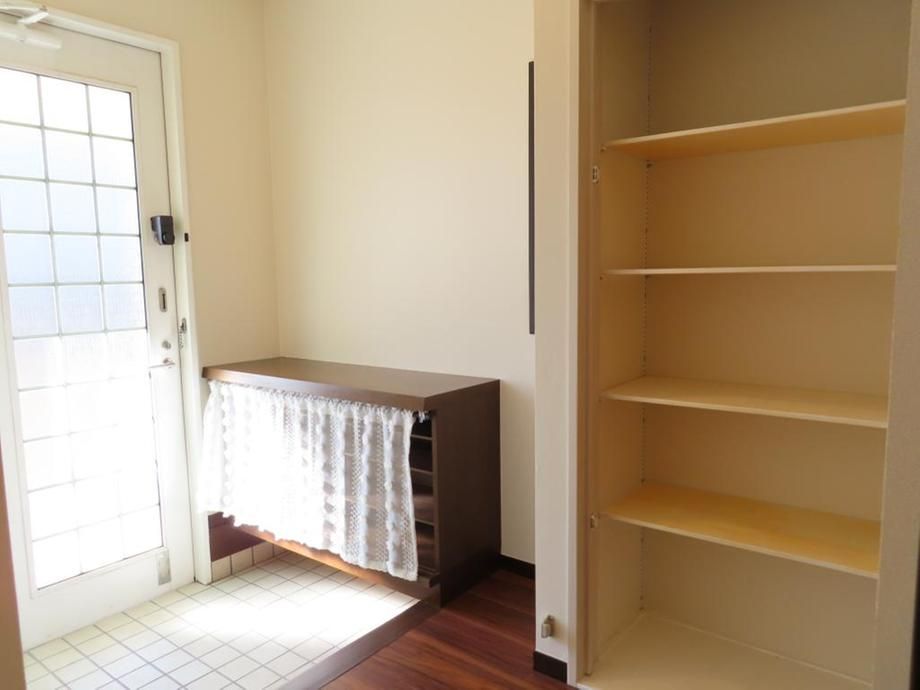 Renovated 3LDK+S House in Yokohama, Asahi Ward - 81m2 - Thumbnail 4