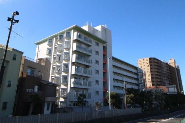2DK Apartment for Sale in Takatsu-ku, Kawasaki, 45.36m² - Thumbnail 2