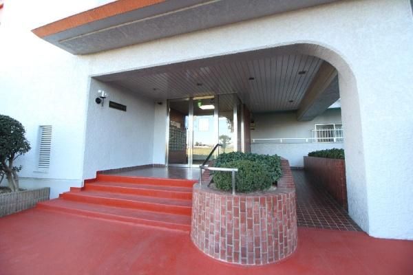 2DK Apartment for Sale in Takatsu-ku, Kawasaki, 45.36m² - Thumbnail 3