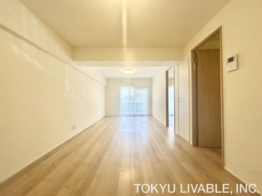 Renovated 2LDK Apartment Near Miyazakidai Station in Kawasaki - Thumbnail 4