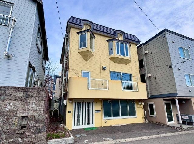 Spacious 6LDK Detached House in Otaru City, Hokkaido - Thumbnail 2
