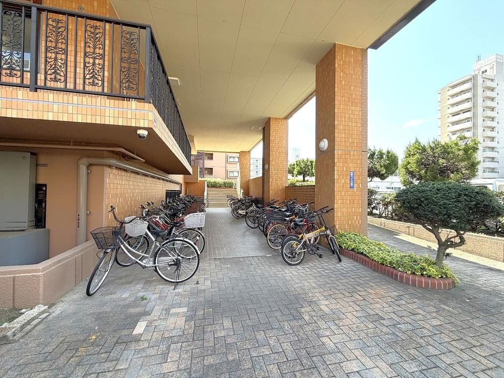 Renovated 3LDK Apartment for Sale in Nagoya Kita Ward - Thumbnail 2