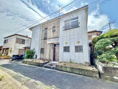 5DK Reinforced Concrete House for Sale in Shikokuchuo — House, Shikokuchuo, Ehime