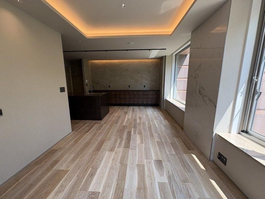 3LDK Apartment for Sale in Shibuya, Tokyo - Aoyama Park Tower - Thumbnail 3