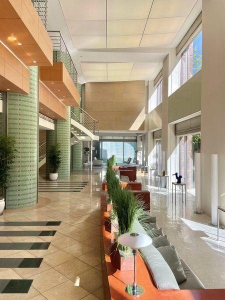 3LDK Apartment for Sale in Shibuya, Tokyo - Aoyama Park Tower - Thumbnail 4