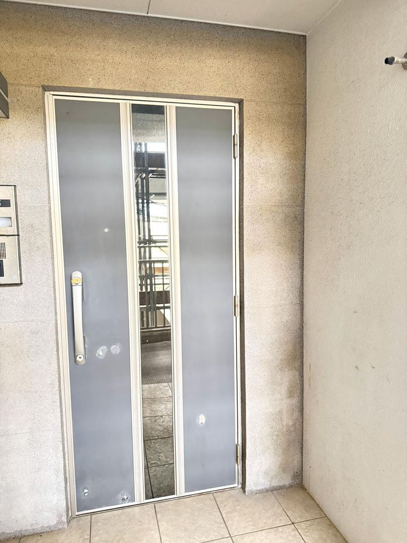 4LDK Apartment for Sale in Tomigusuku, Okinawa - 94.54m2 - Thumbnail 2