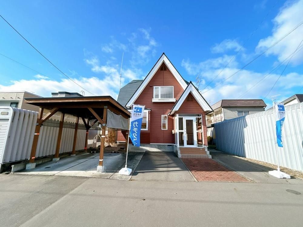 4LDK Detached House for Sale in Asahikawa, Hokkaido - 250m² Land - Thumbnail 2