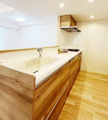 Renovated 3LDK Apartment for Sale in Sapporo Kita Ward - Thumbnail 4