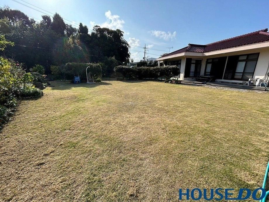 545 sqm Land for Sale in Nakijin Village, Okinawa - Thumbnail 3
