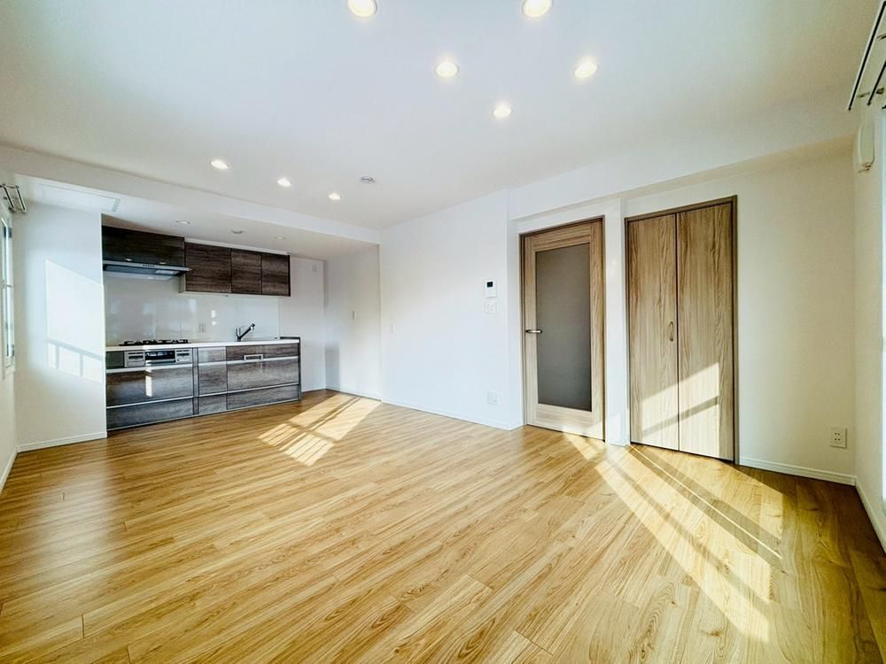 Renovated 3LDK Apartment Near Sumikawa Station in Sapporo - Thumbnail 4