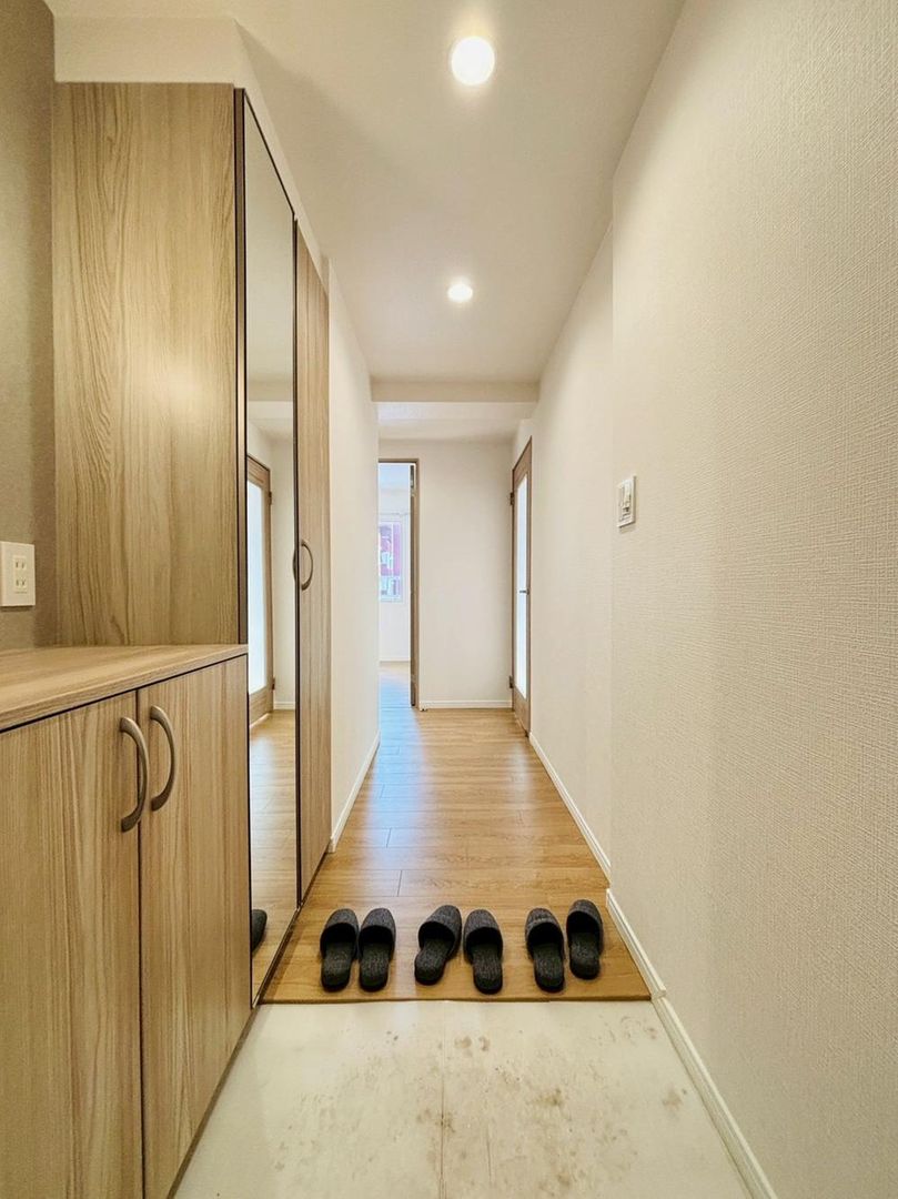 Renovated 3LDK Apartment Near Sumikawa Station in Sapporo - Thumbnail 3