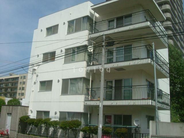 Crest Court Yamabana - 9-Story Apartment in Sapporo, Hokkaido - Thumbnail 4
