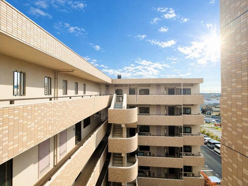 3LDK Apartment for Sale in Yamato City, Kanagawa - Thumbnail 3