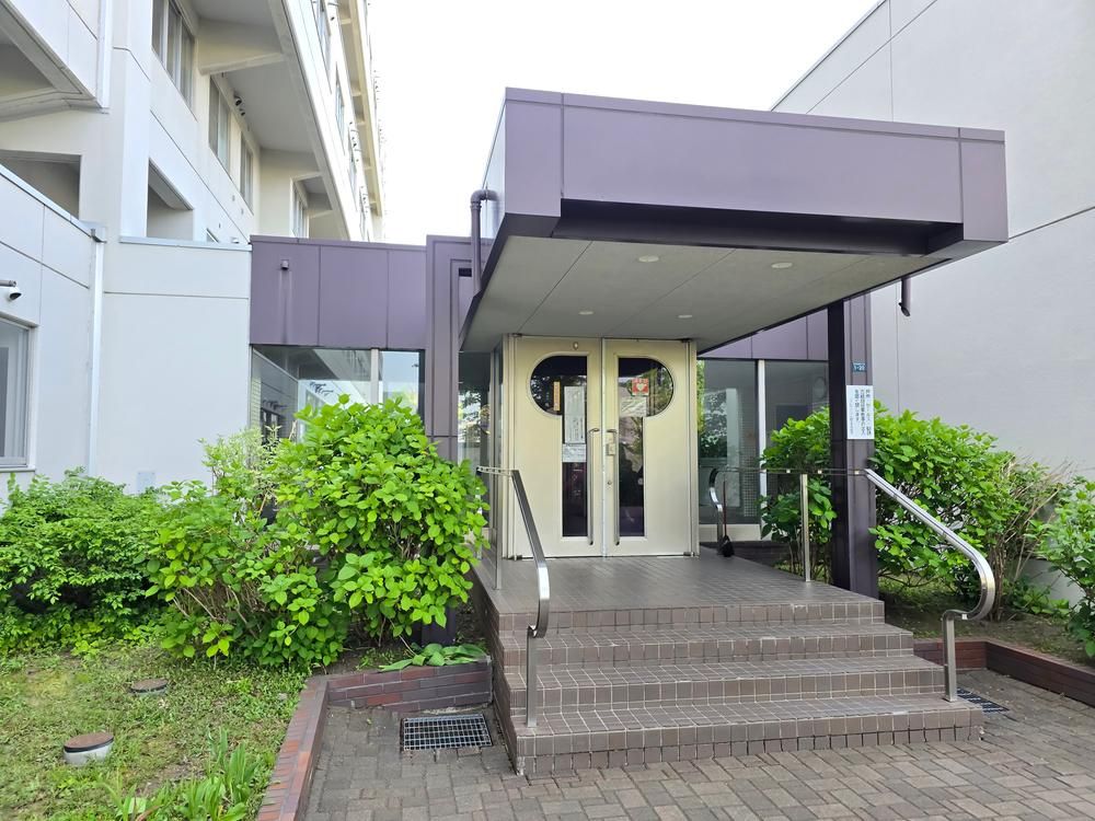 2LDK+S Renovated Apartment in Kita-ku, Sapporo | 75.35m2 - Thumbnail 4